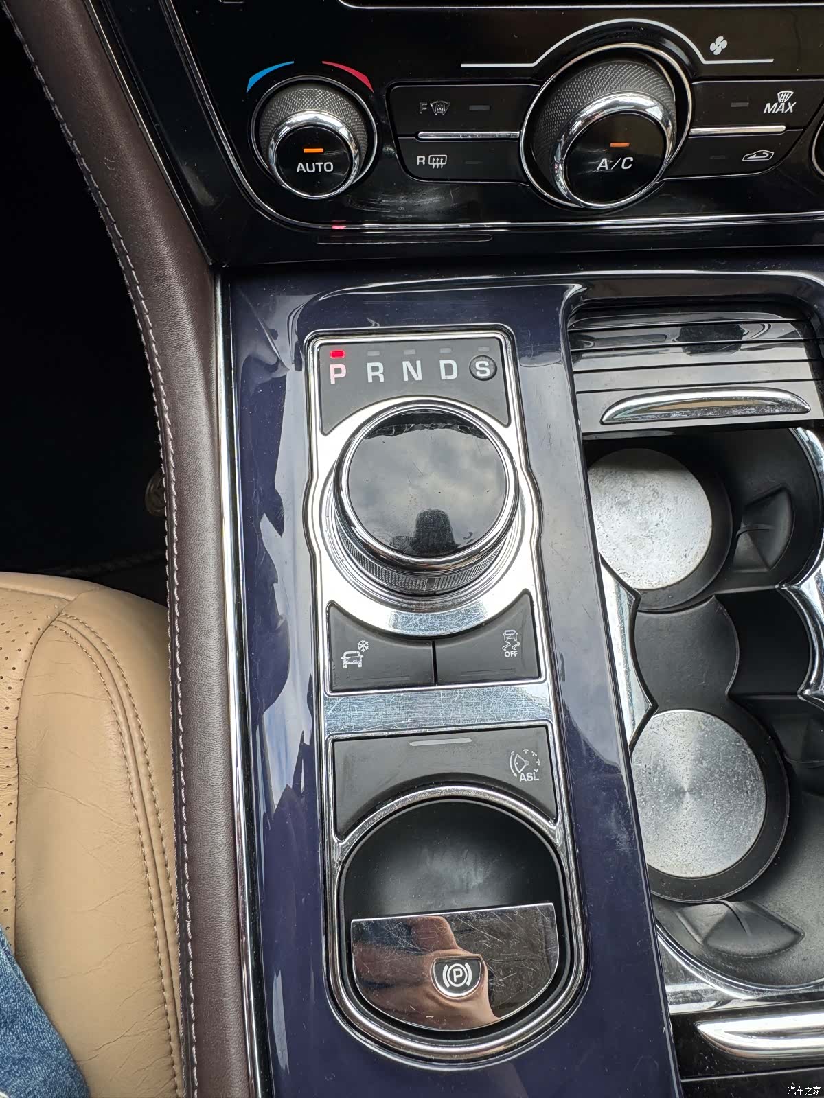 Jaguar XJ, 2012 20