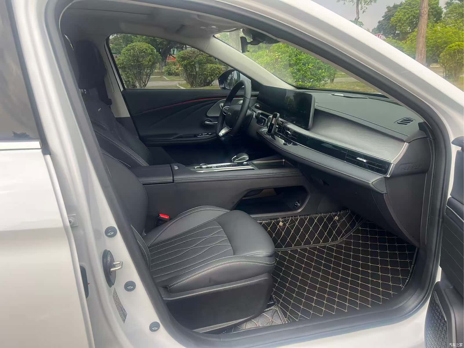 Chery Arrizo 8, 2025 12