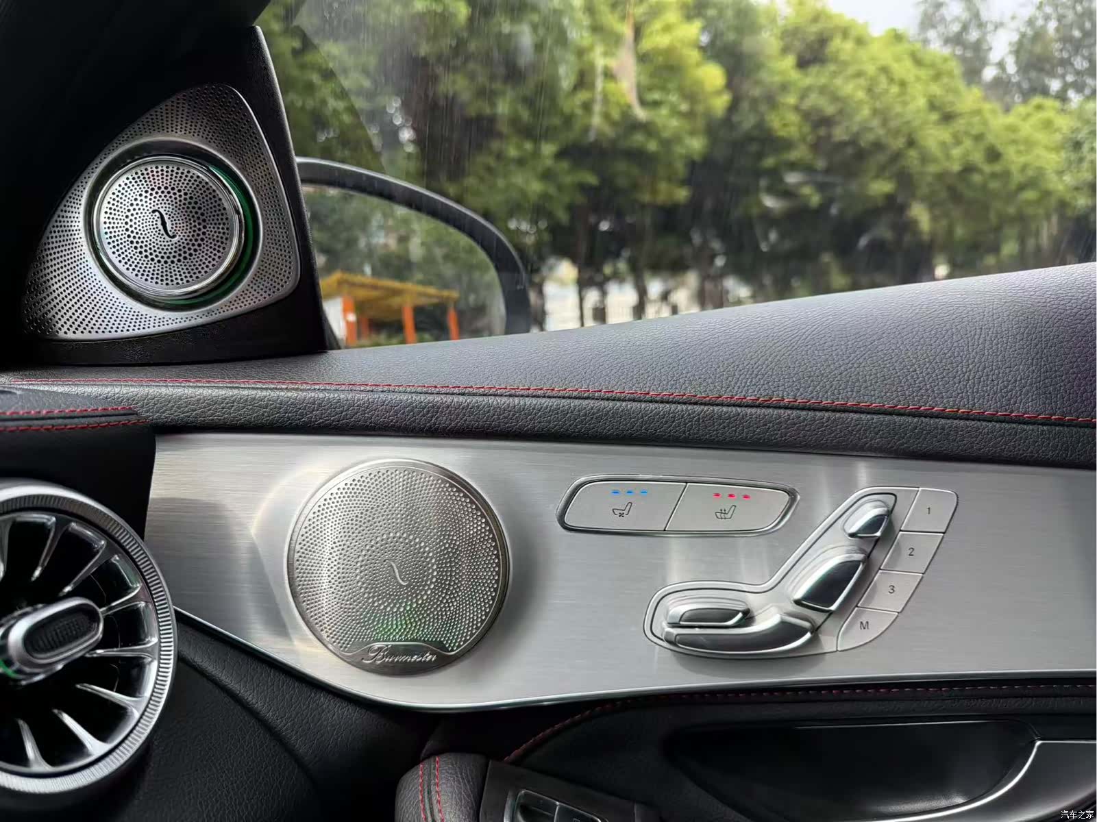 Mercedes-Benz GLC, 2019 15
