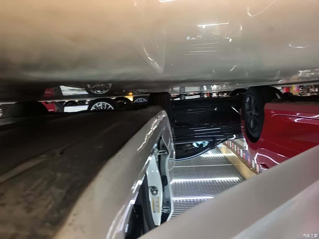 Tesla Model 3, 2020 все фото