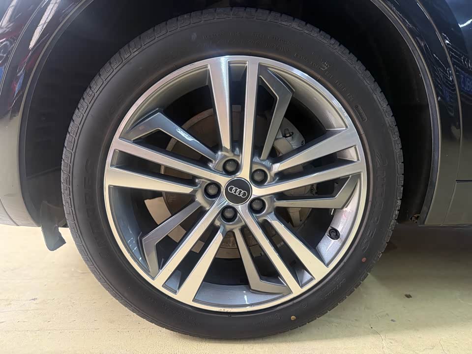 Audi Q5L Audi Q5L
