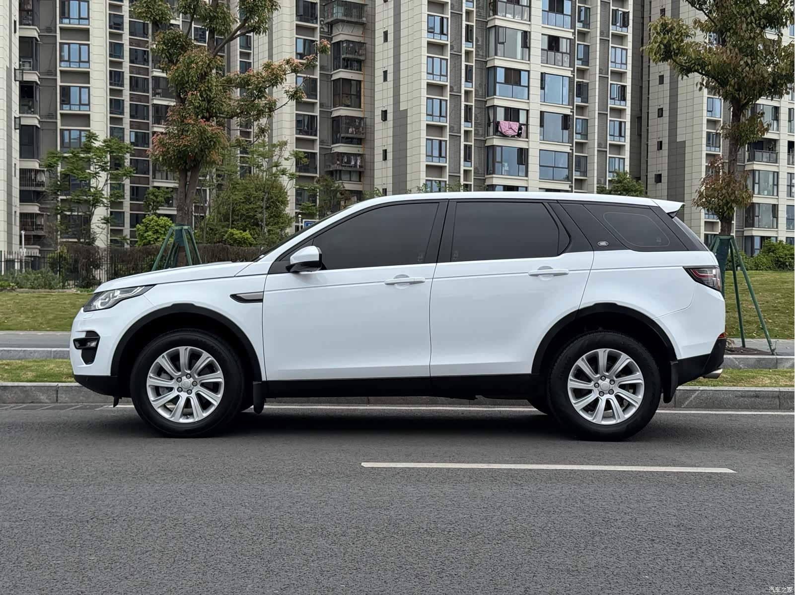 Land Rover Discovery, 2016 14