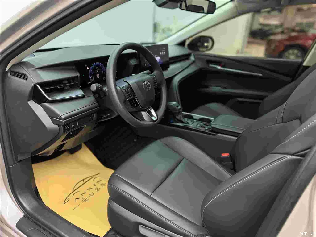 Toyota Camry, 2025 7