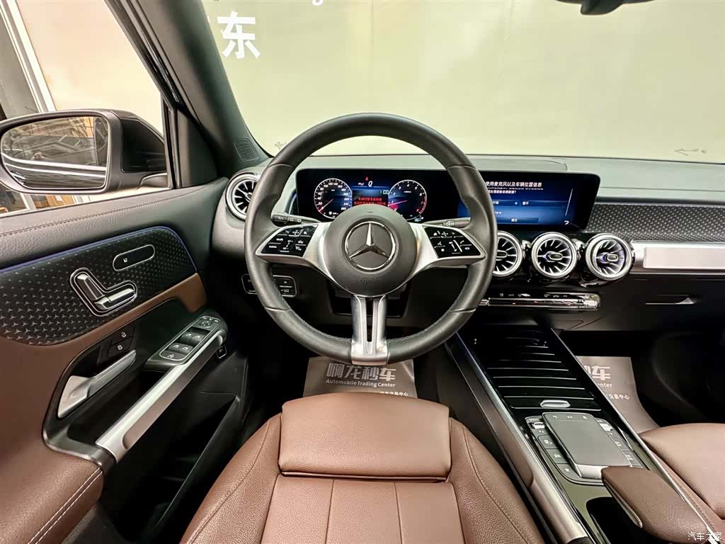 Mercedes-Benz GLB, 2024 12