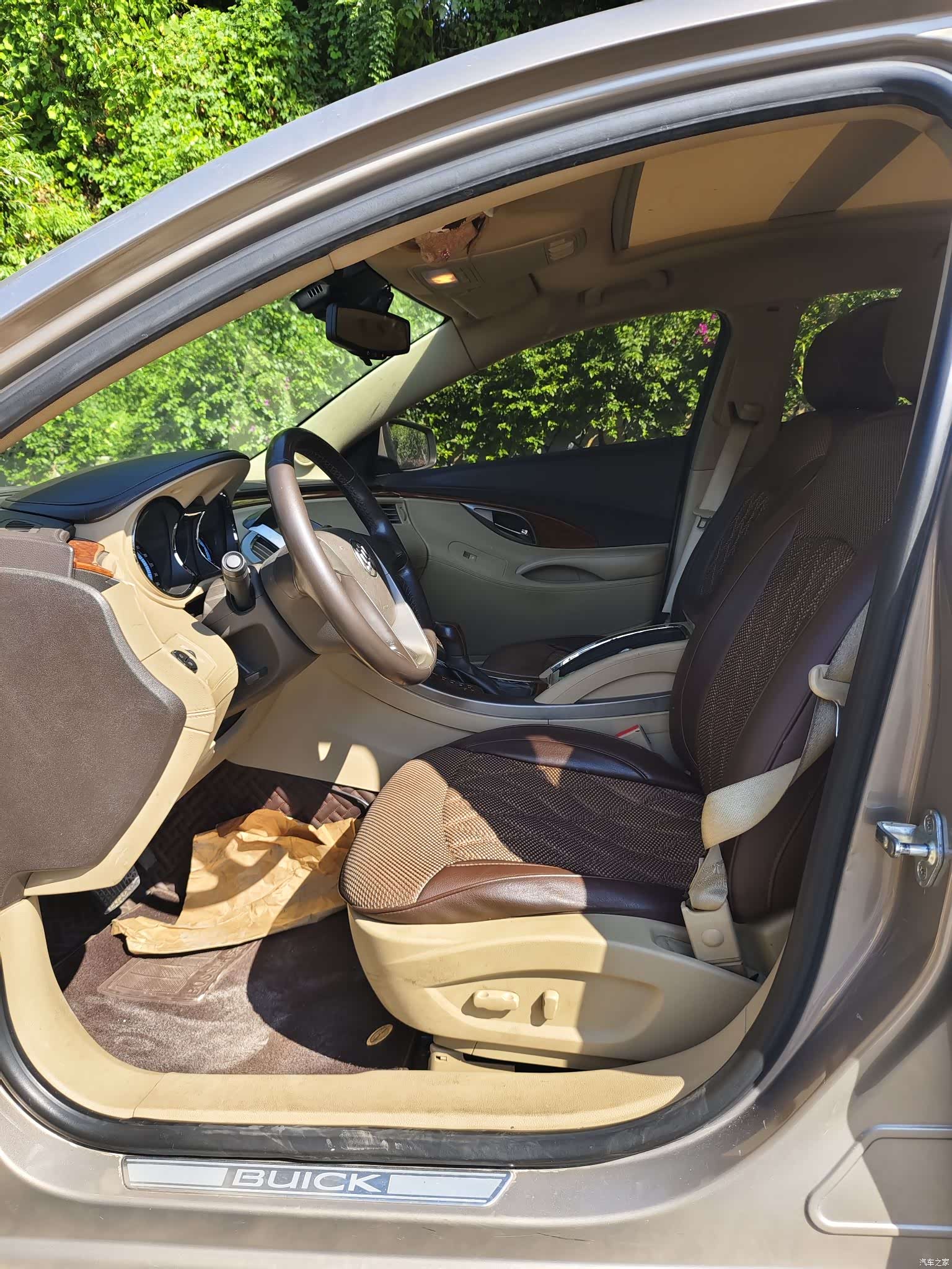 Buick LaCrosse, 2012 11