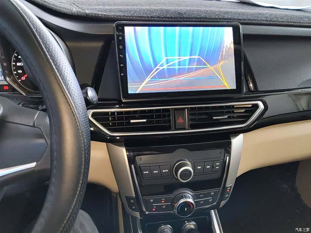 Zotye X5, 2017 13