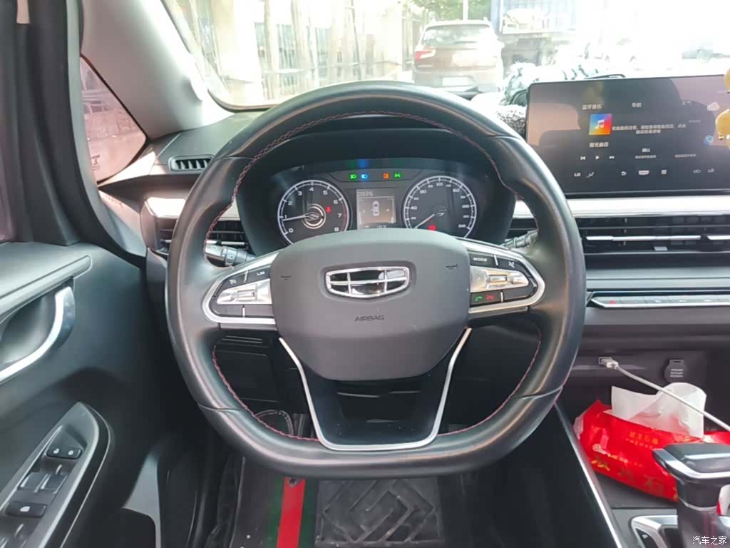 Geely X3, 2021 11