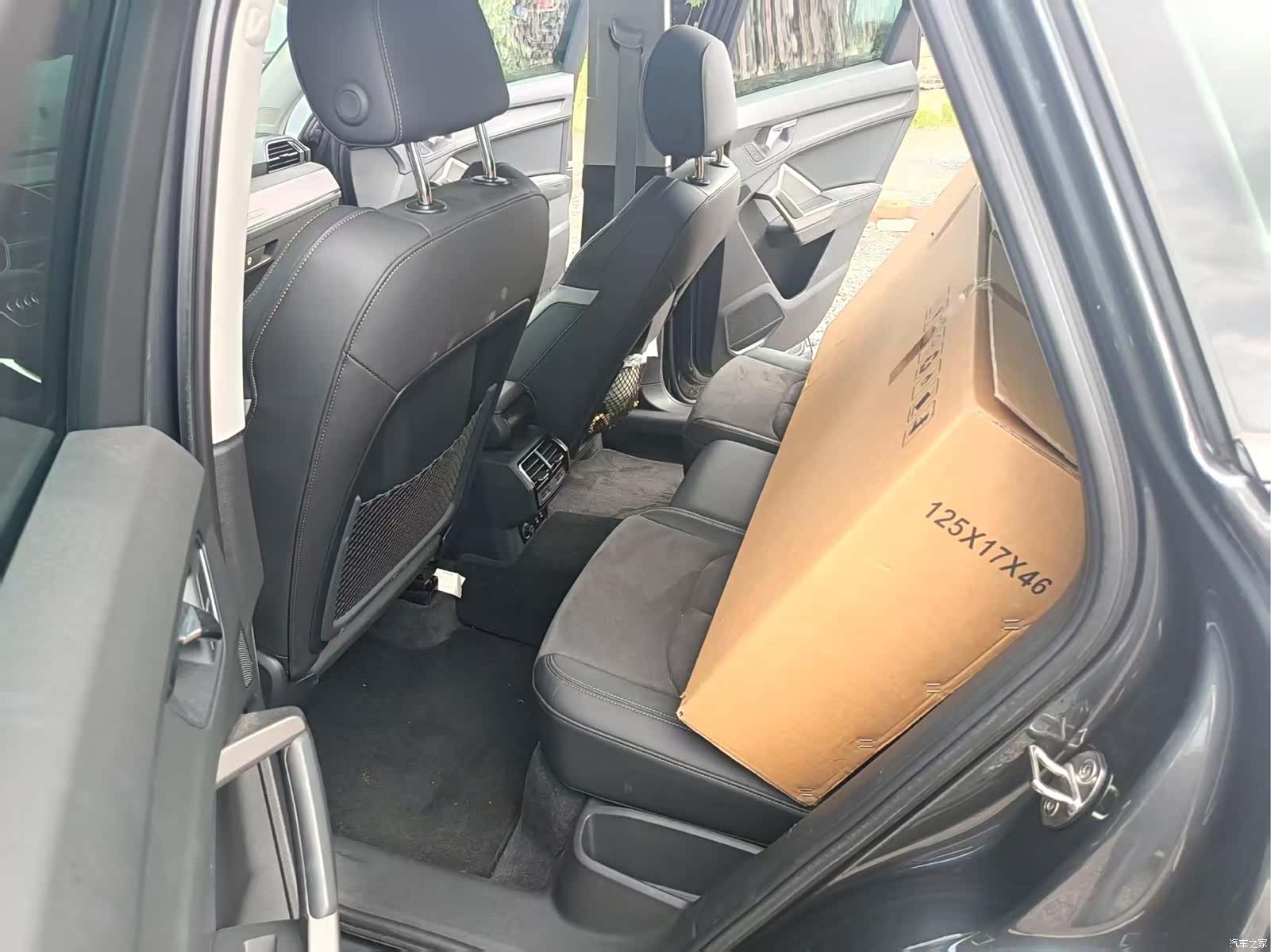 Audi Q3, 2023 16