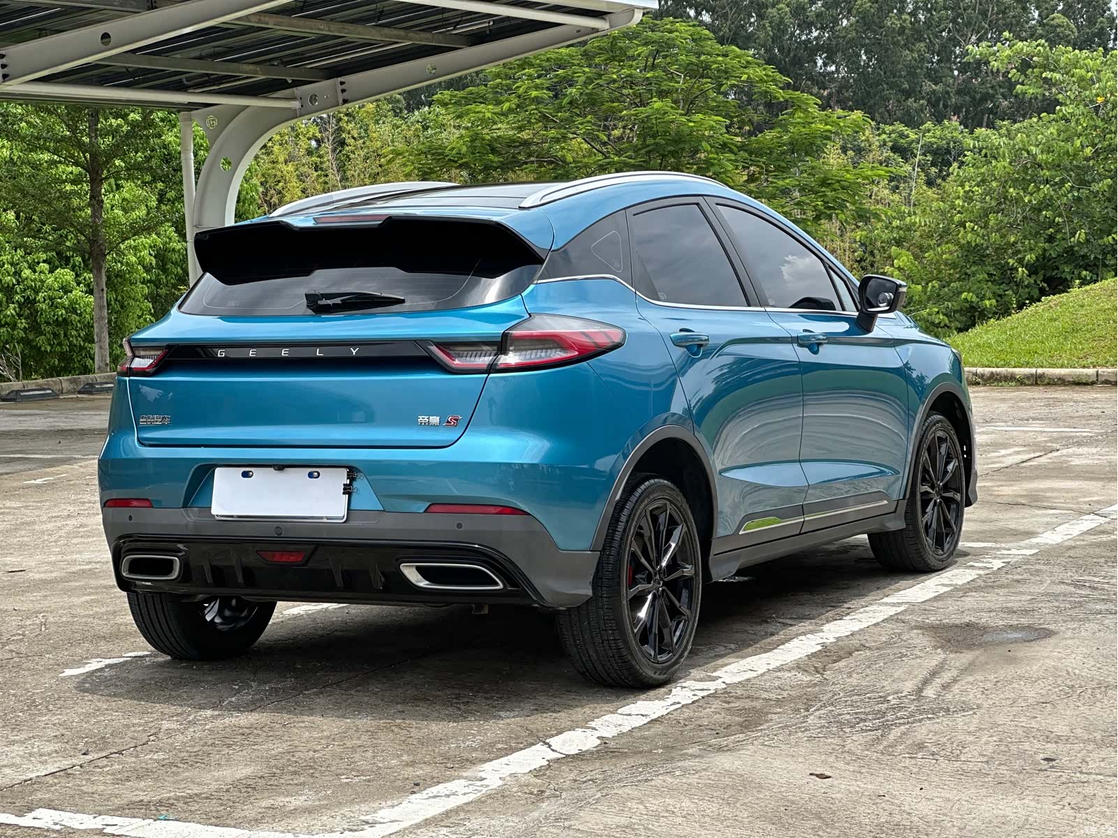Geely Emgrand, 2022 10