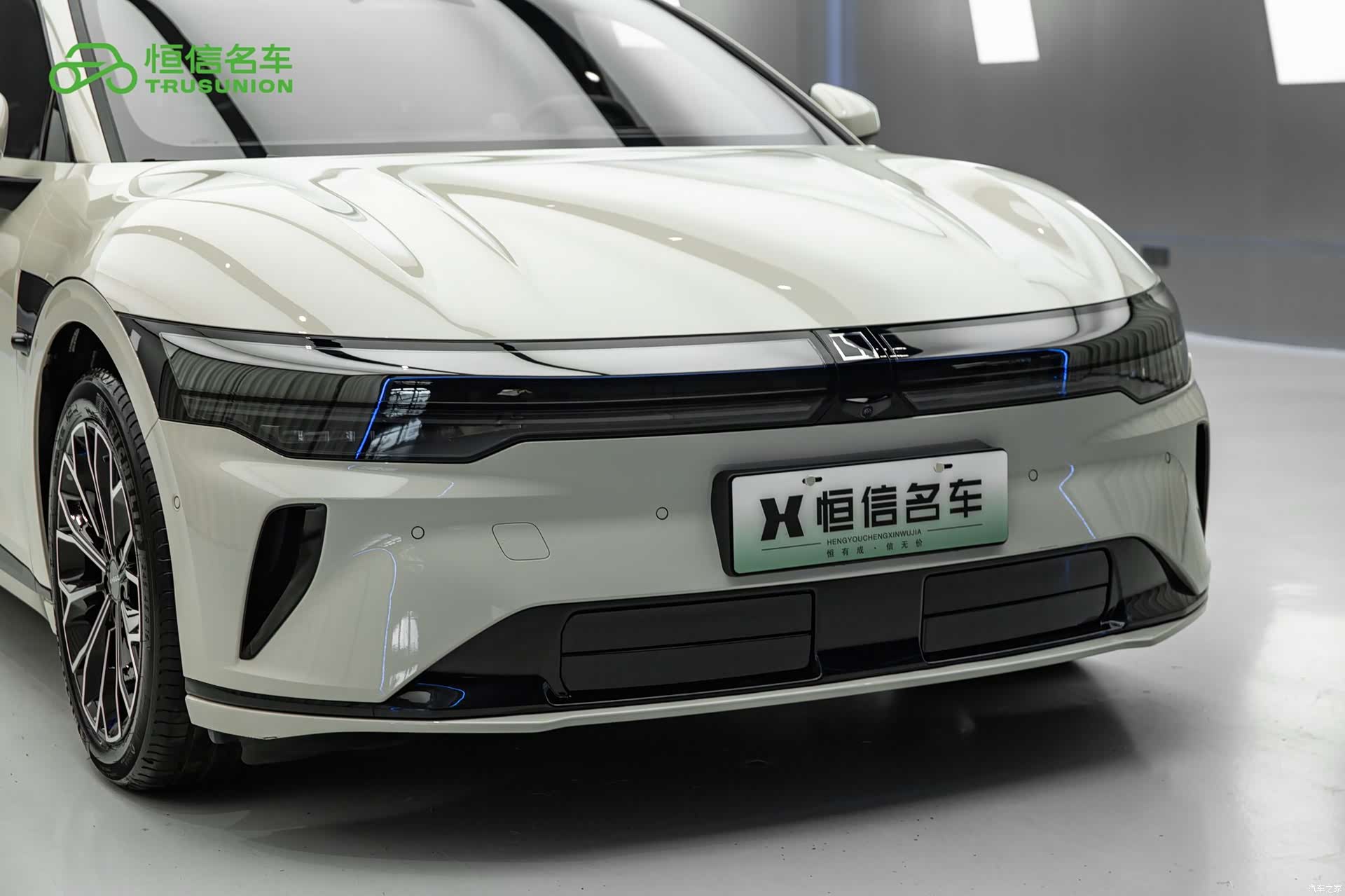 Zeekr 007, 2025 9