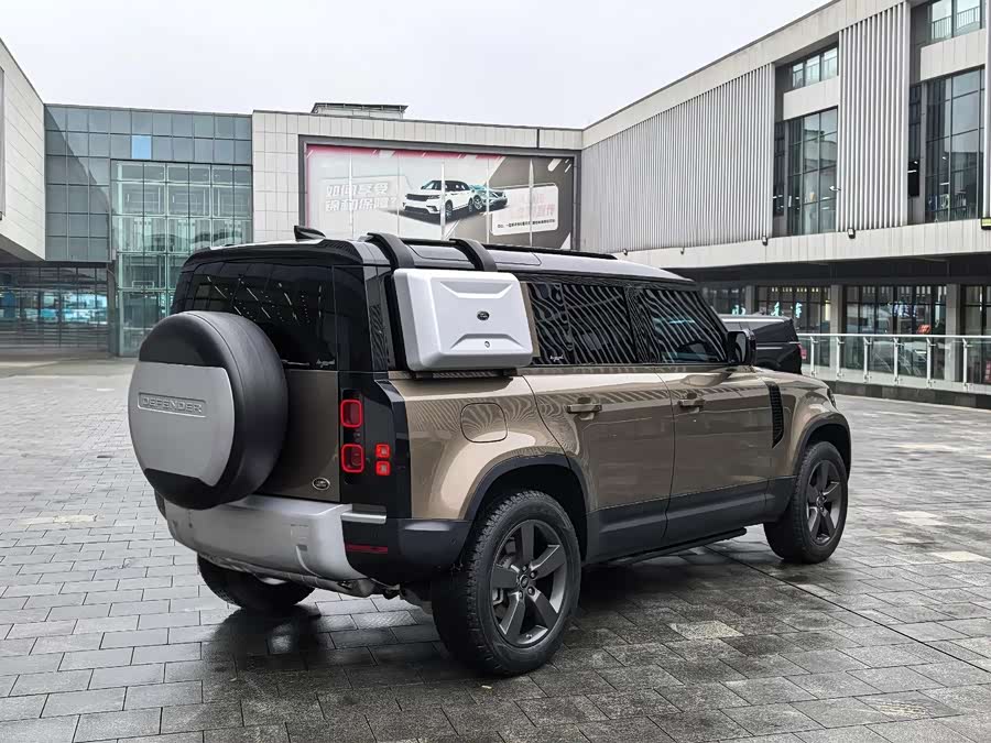 Land Rover Defender 2020, фото 18