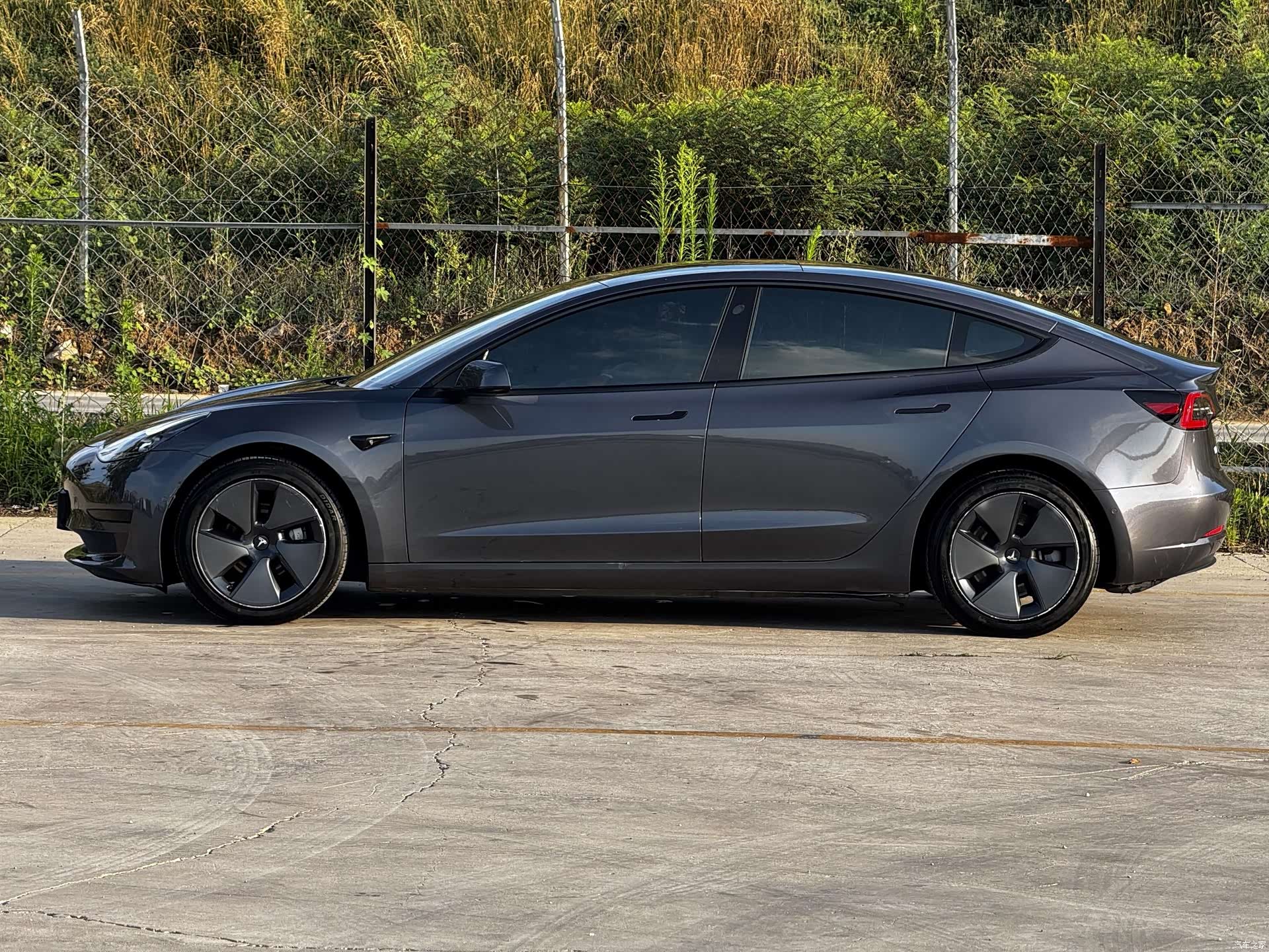 Tesla Model 3, 2021 3