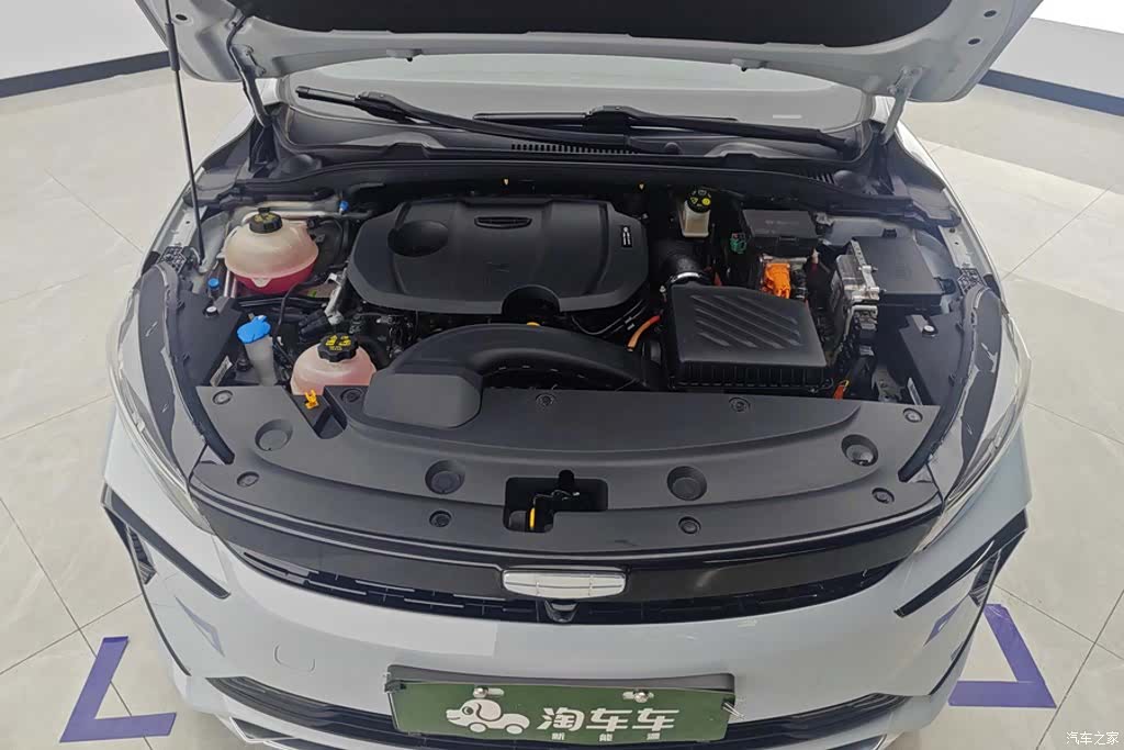 Geely Emgrand, 2023 10