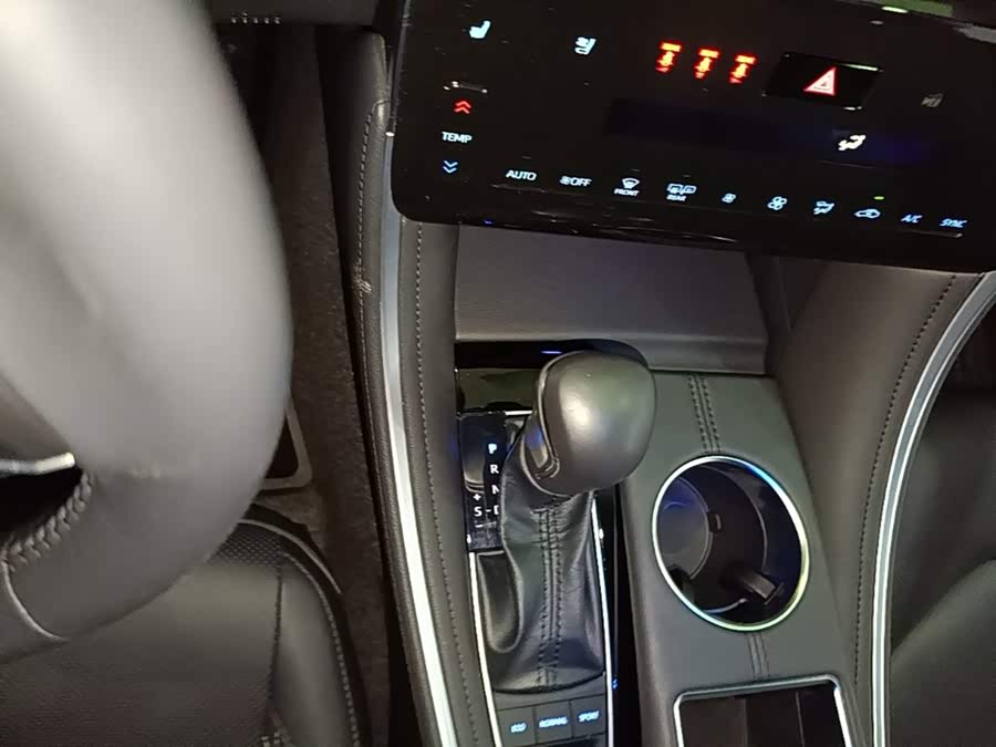 Toyota Avalon 2023, фото 10