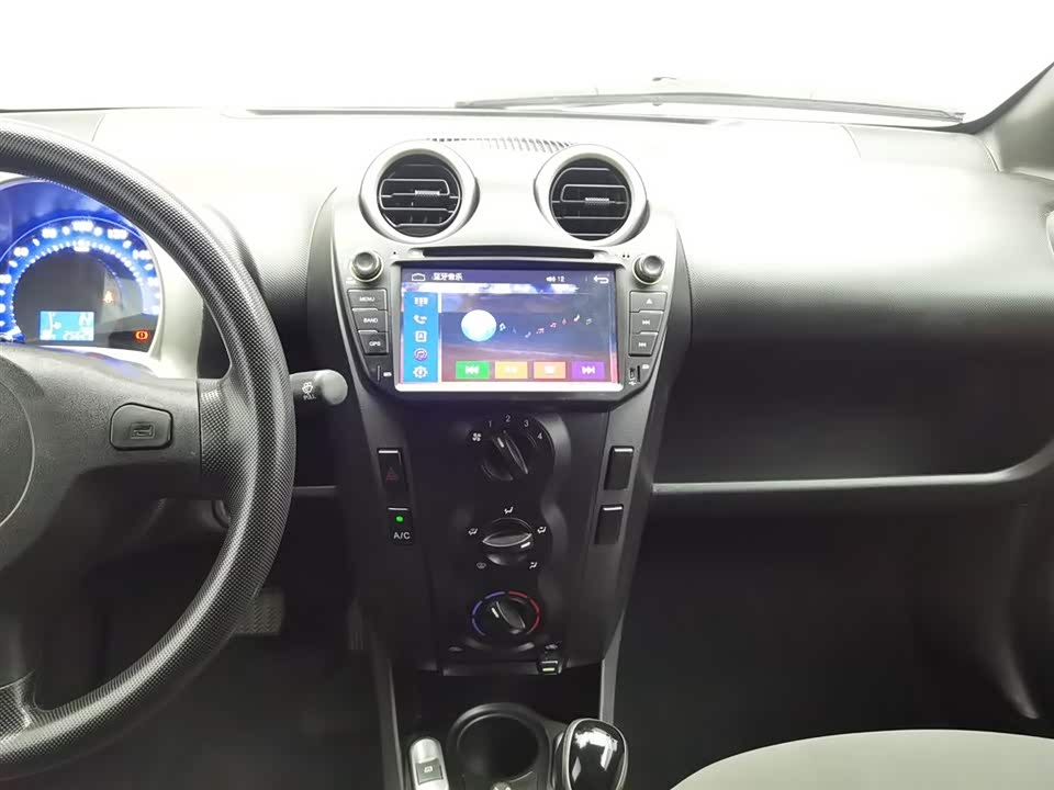 BYD F0