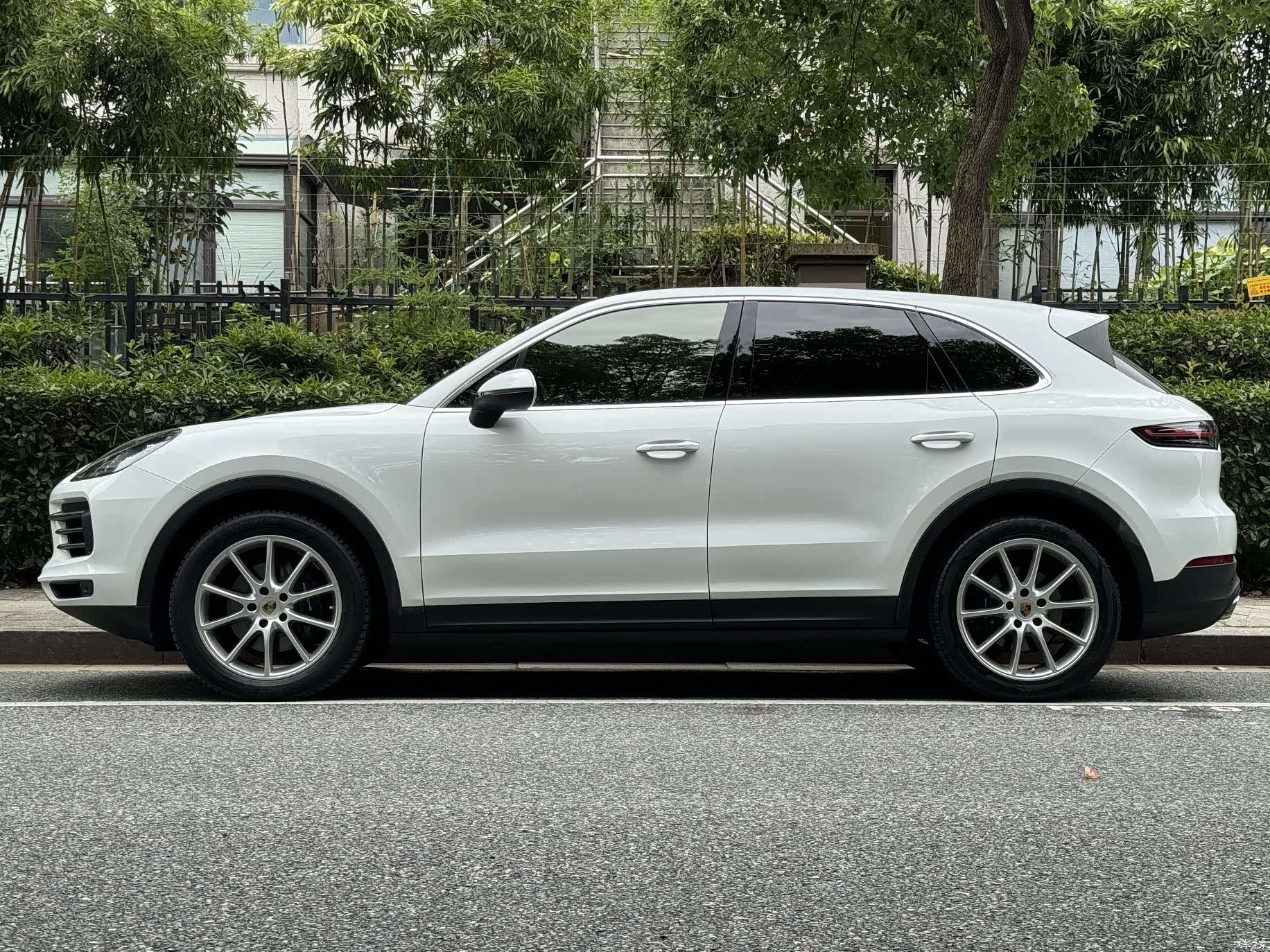 Porsche Cayenne, 2020 3