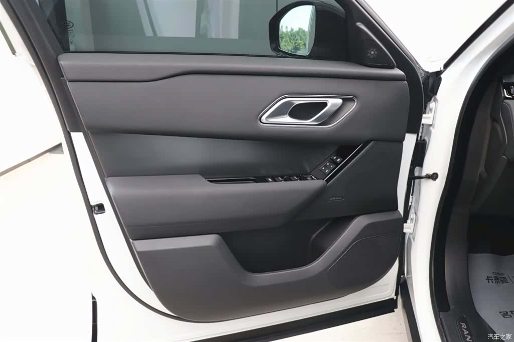 Land Rover Range Rover, 2024 10