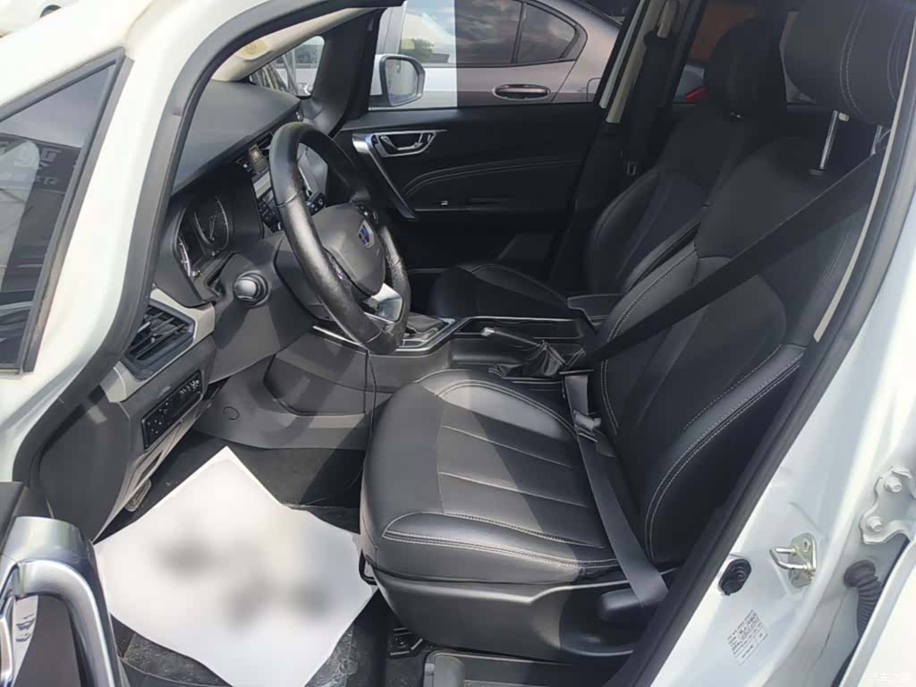 Geely X3, 2020 11