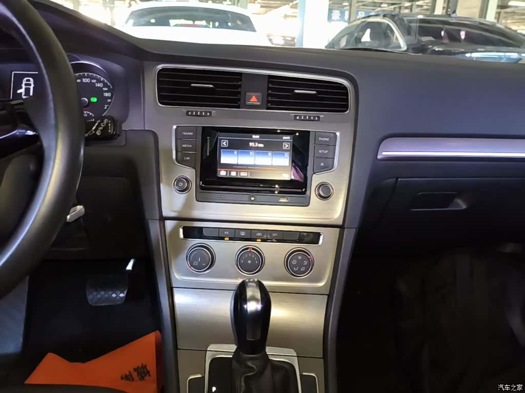 Volkswagen Golf, 2016 13