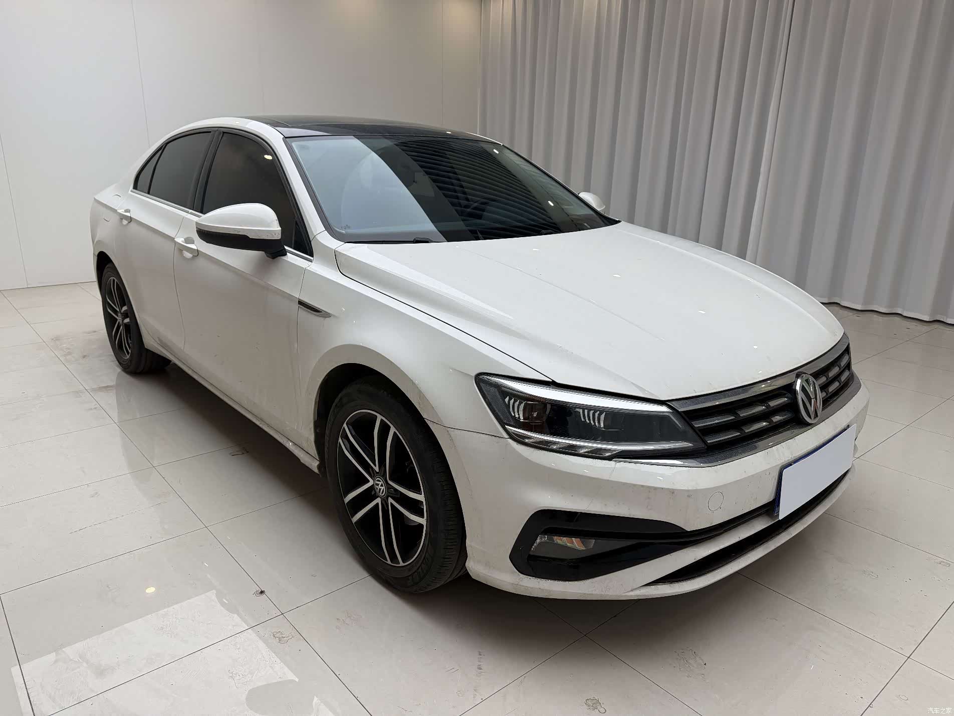 Volkswagen Lamando, 2022 3