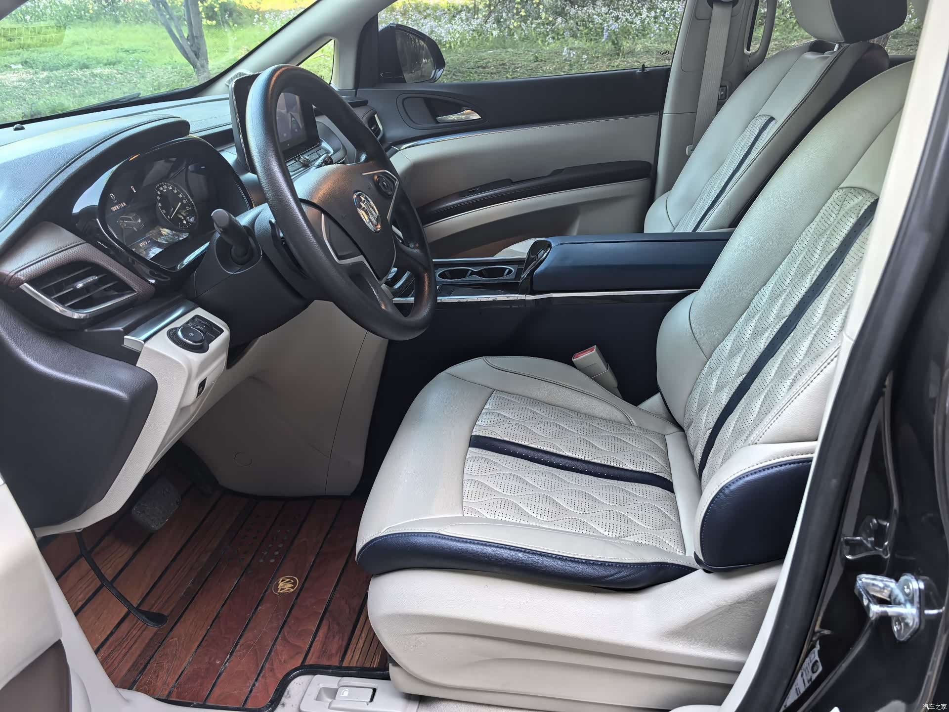 Buick GL8, 2020 7