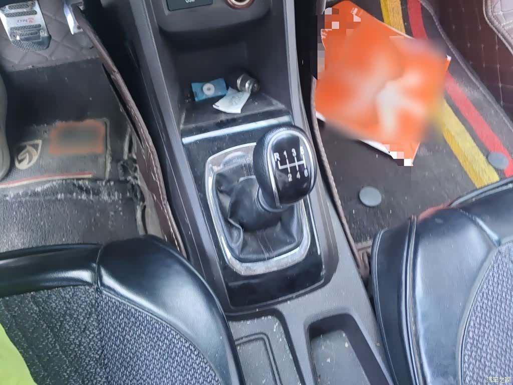 Wuling 310W, 2018 7