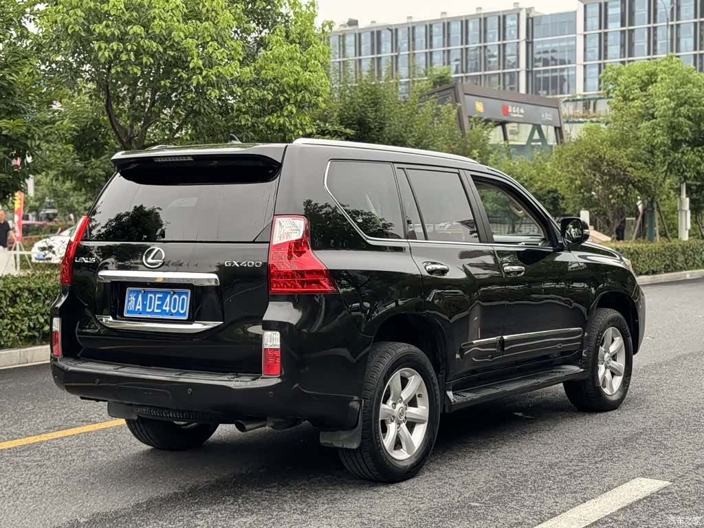 Lexus GX, 2013 4