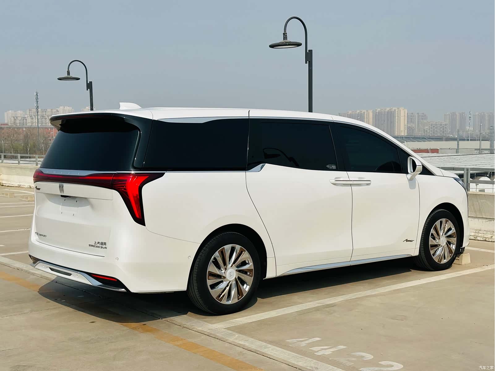 Buick Century, 2025 4