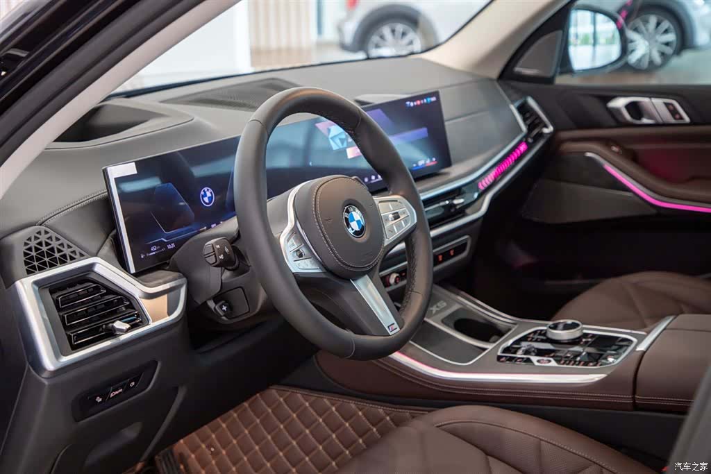 BMW X5, 2025 13