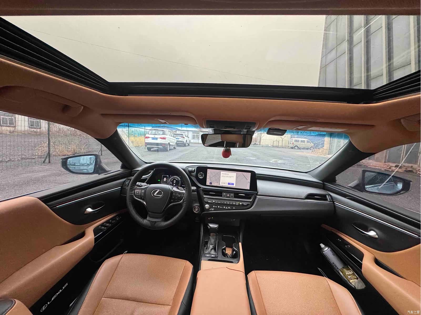 Lexus ES, 2024 9