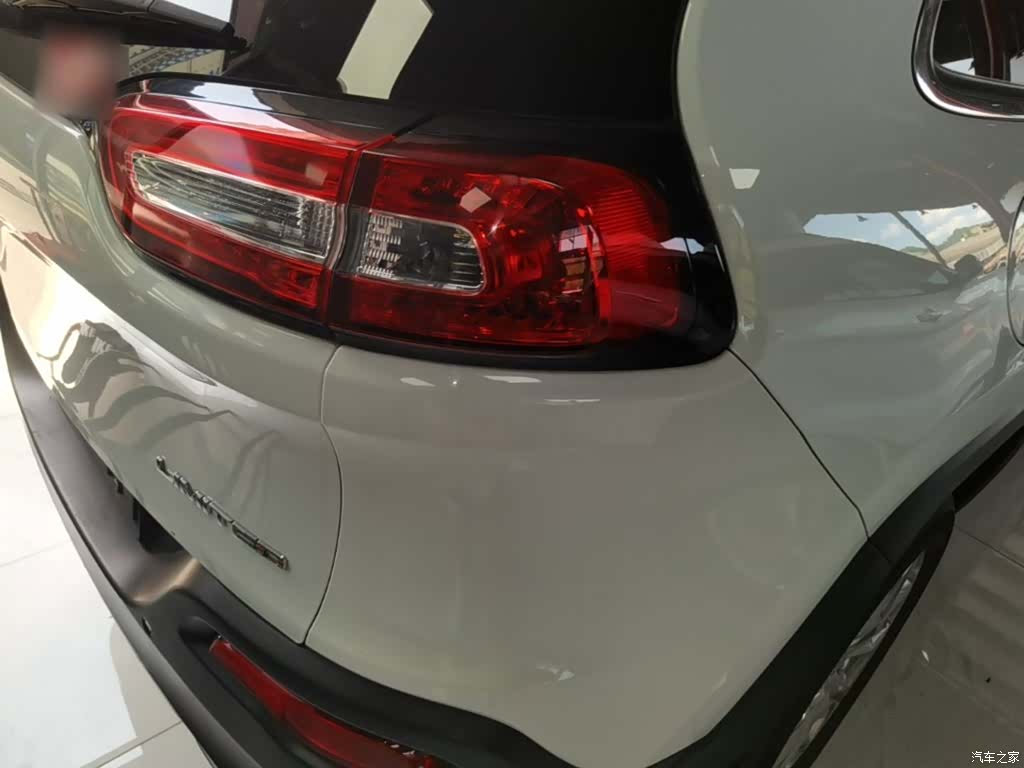 Jeep Cherokee, 2015 8