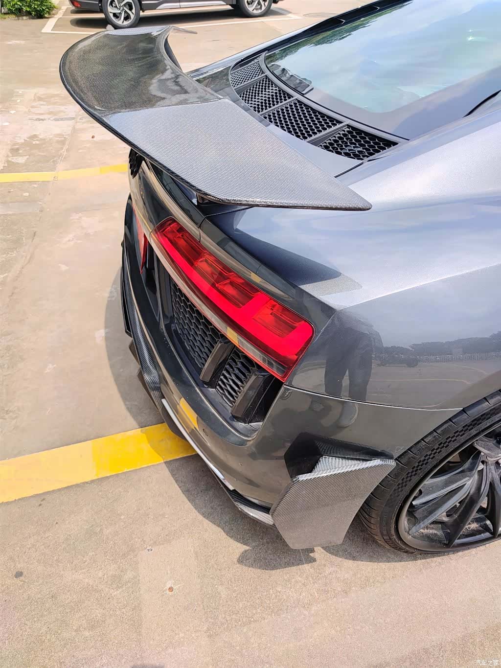 Audi R8, 2018 8