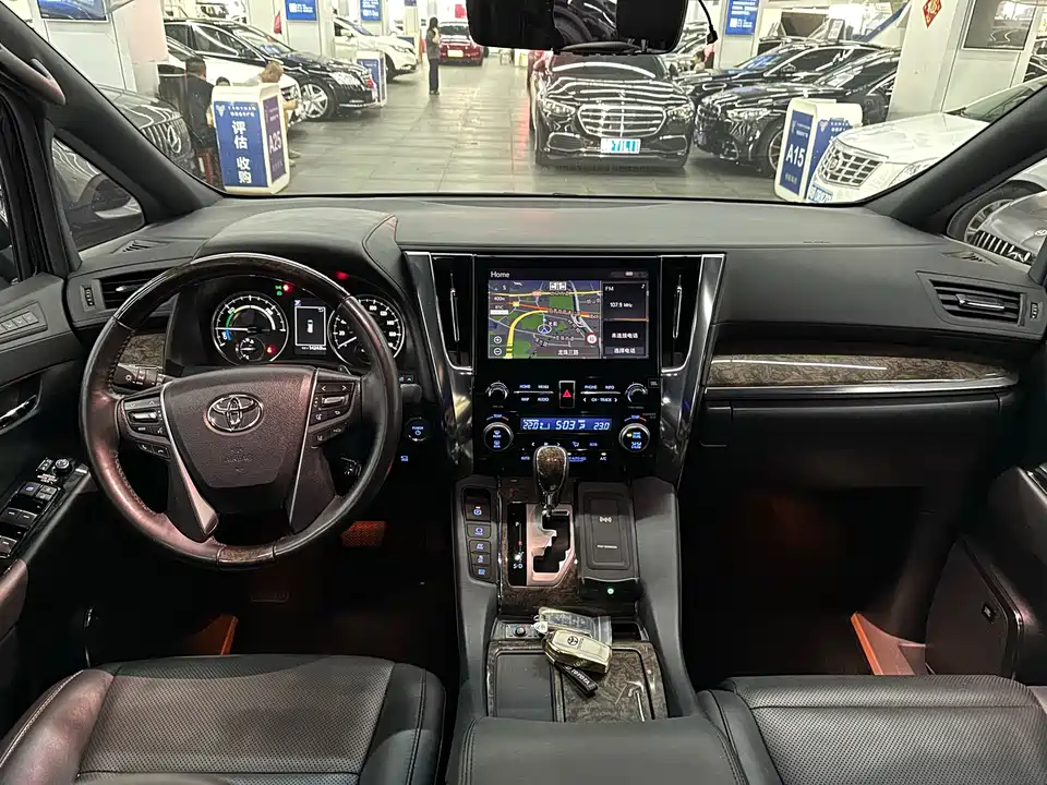 Toyota Elfa Toyota Elfa
