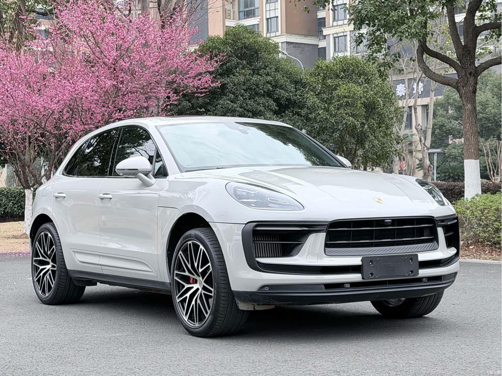 Porsche Macan, 2022 3