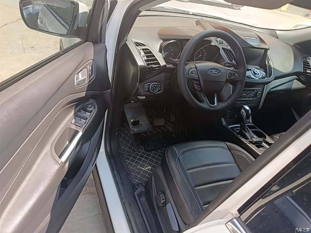 Ford Kuga, 2018 16