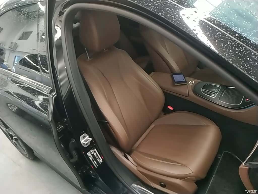 Mercedes-Benz E-Class, 2021 25