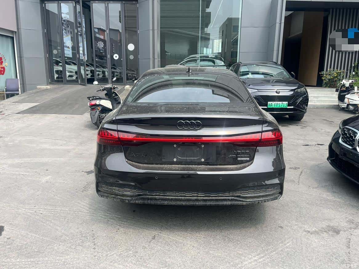 Audi A7L, 2023 8