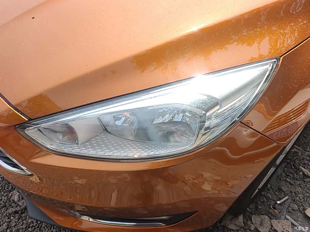 Ford Focus, 2015 24