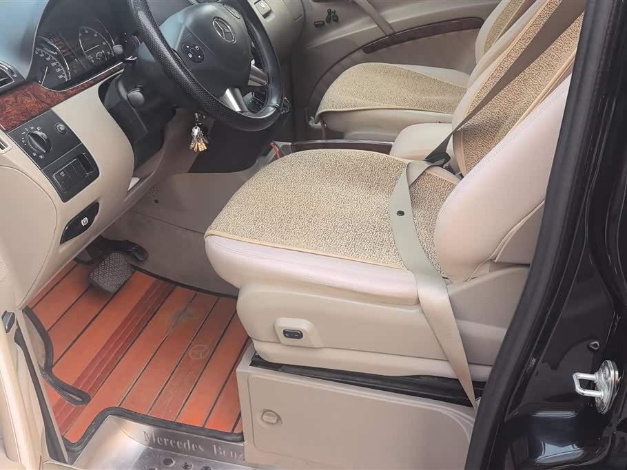 Mercedes-Benz Viano