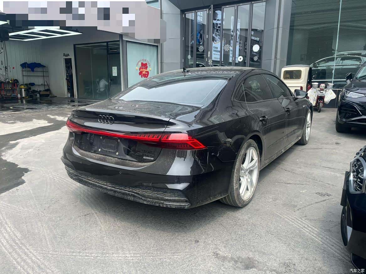 Audi A7L, 2023 9