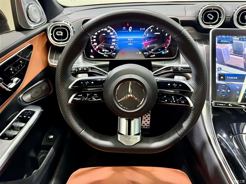 Mercedes-Benz GLC, 2024 14