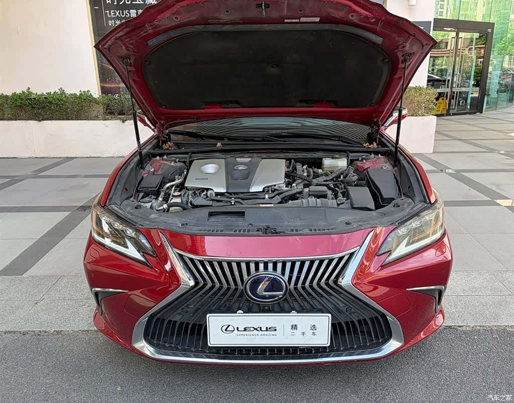 Lexus ES, 2019 6