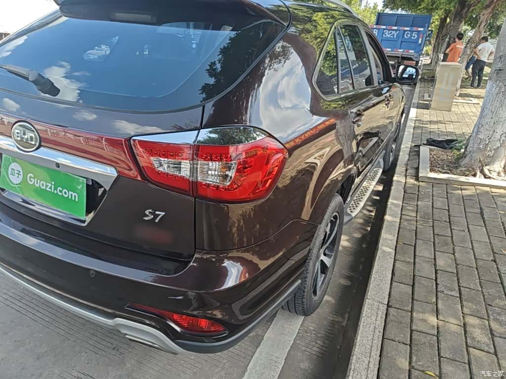 BYD S7, 2015 8