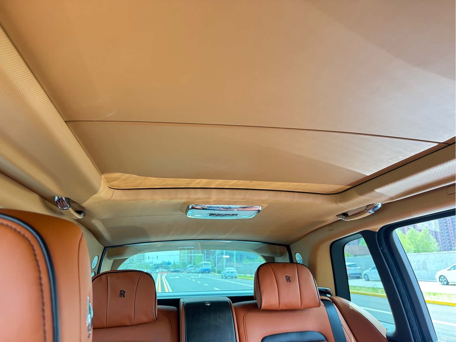 Rolls-Royce Cullinan, 2019 23