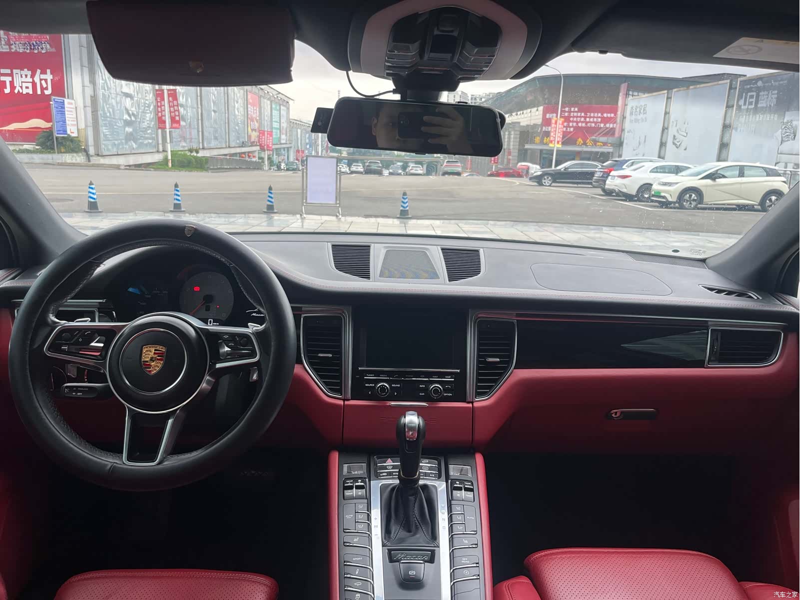 Porsche Macan, 2015 12