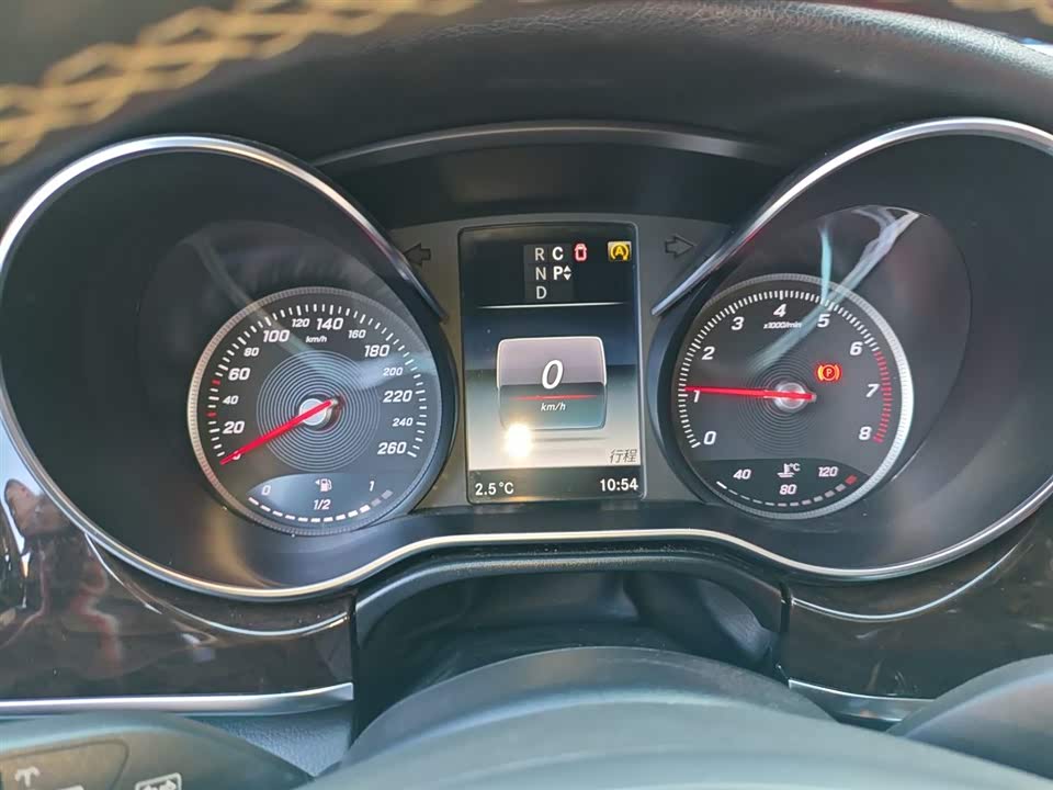 Mercedes-Benz V-class