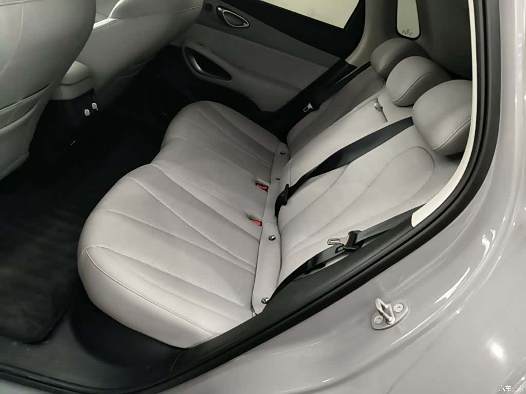 BYD HiAce, 2025 17