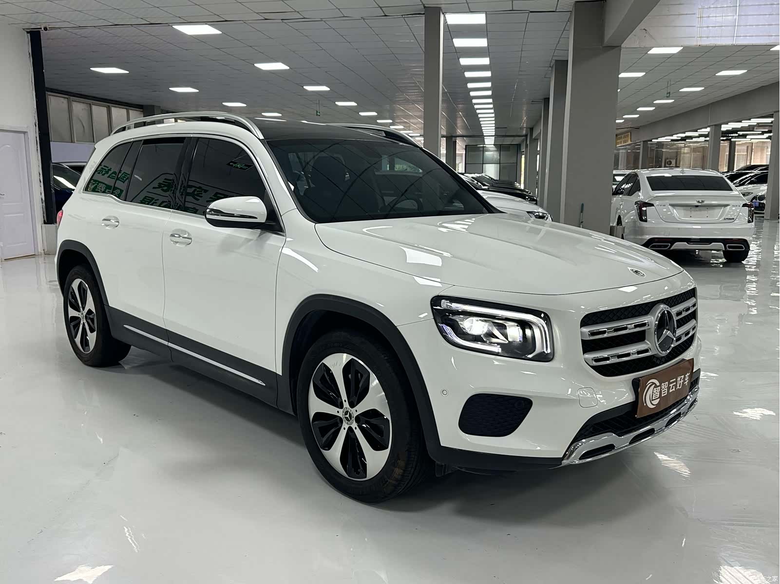 Mercedes-Benz GLB, 2023 3