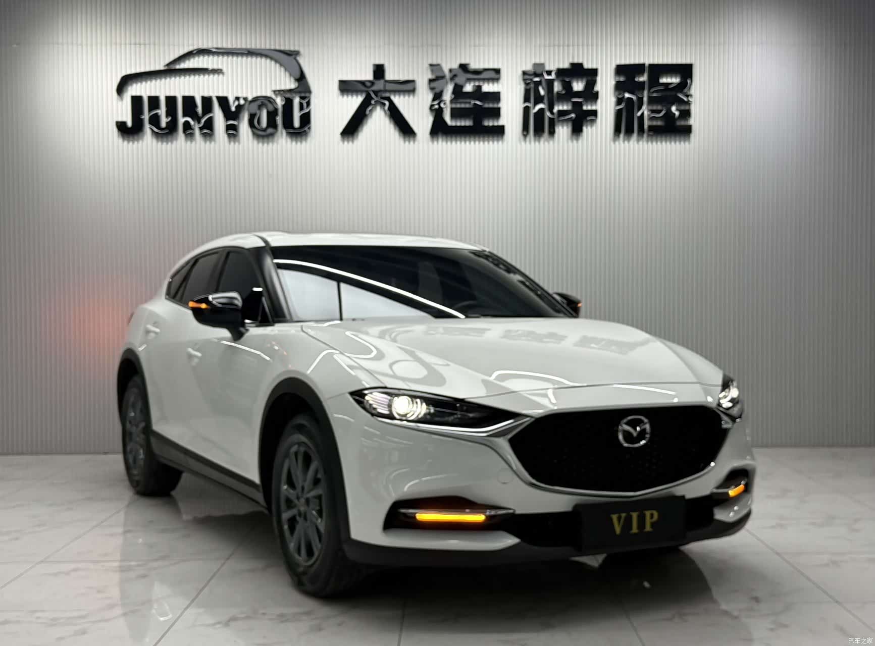 Mazda CX-4, 2023 3
