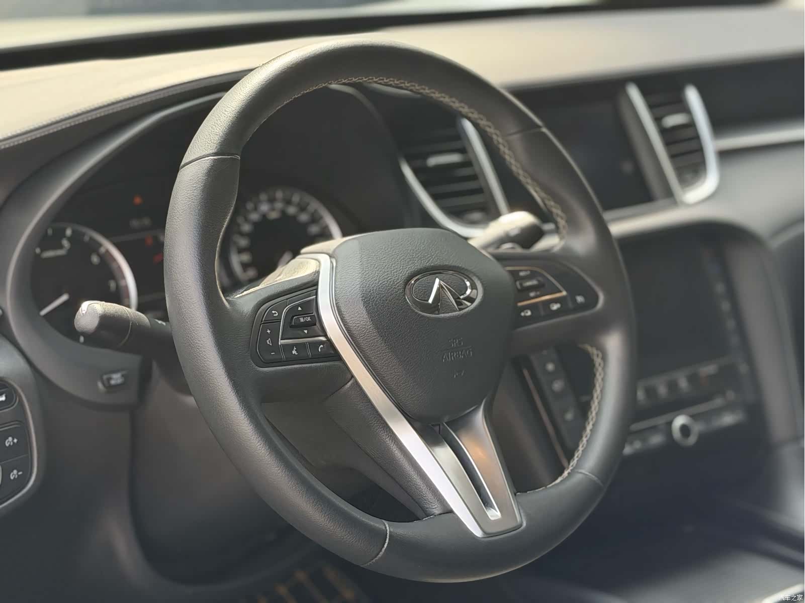 Infiniti QX50, 2021 7